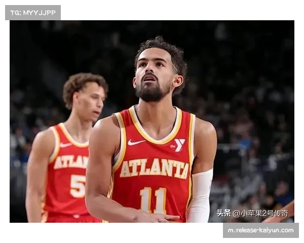 特雷杨半场10分8助攻 亚历山大沃克与表哥激烈对决不分上下